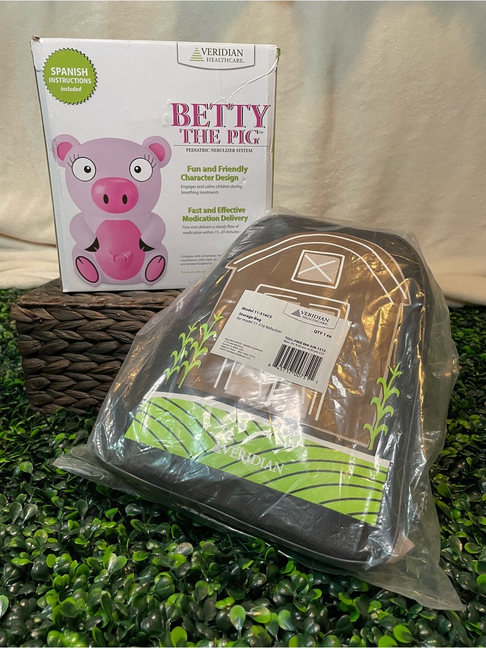 Betty the Pig Pediatric Nebulizer System - Pink